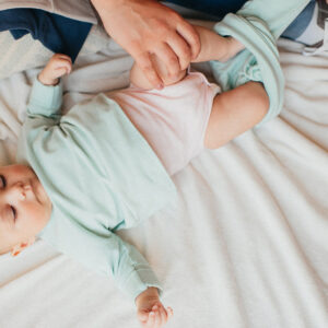 Ensemble t-shirt et pantalon vert d'eau, collection Pop'Kidz